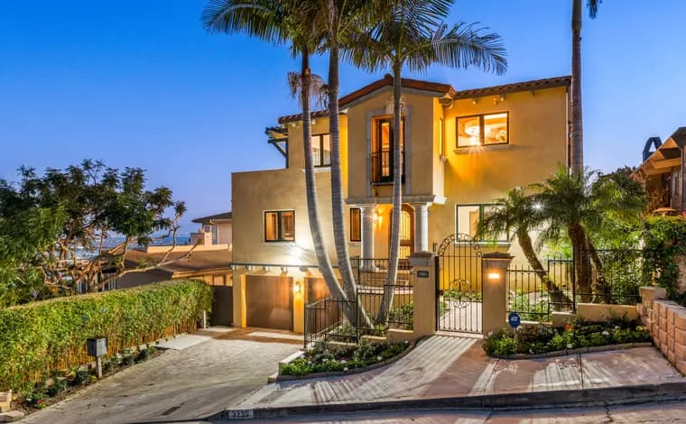 Coastal single-family in San Diego, CA